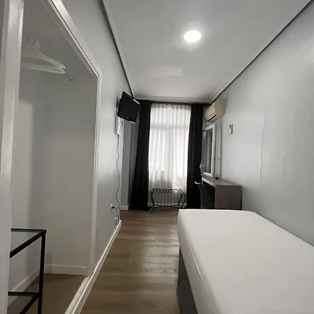 Hostal Atenas-3